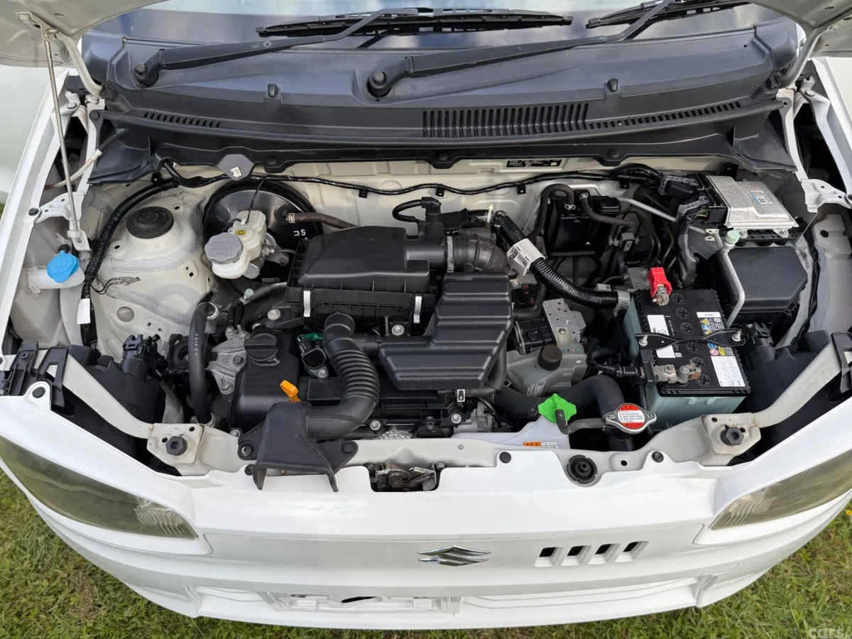 Suzuki Alto Hatchback, Petrol, 2017, White