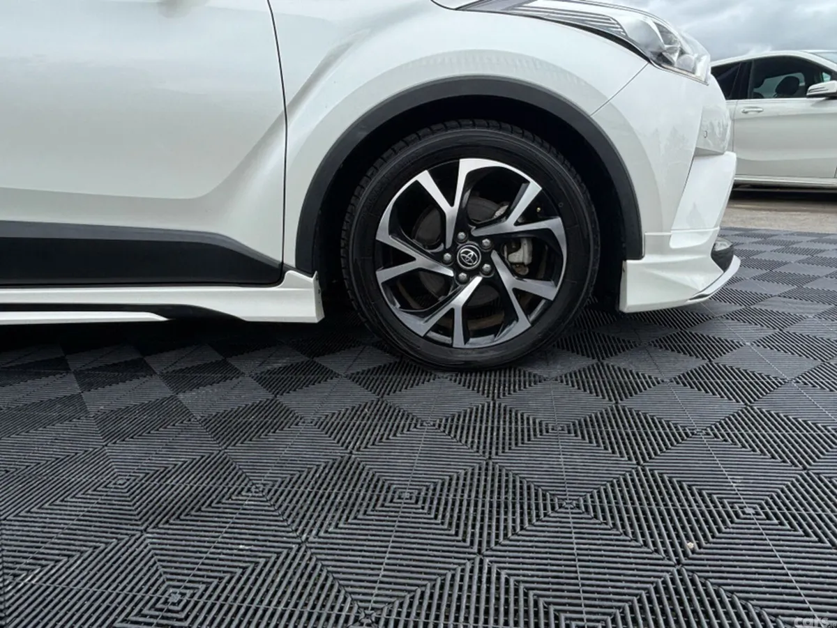 Toyota C-HR Hatchback, Petrol Hybrid, 2017, White