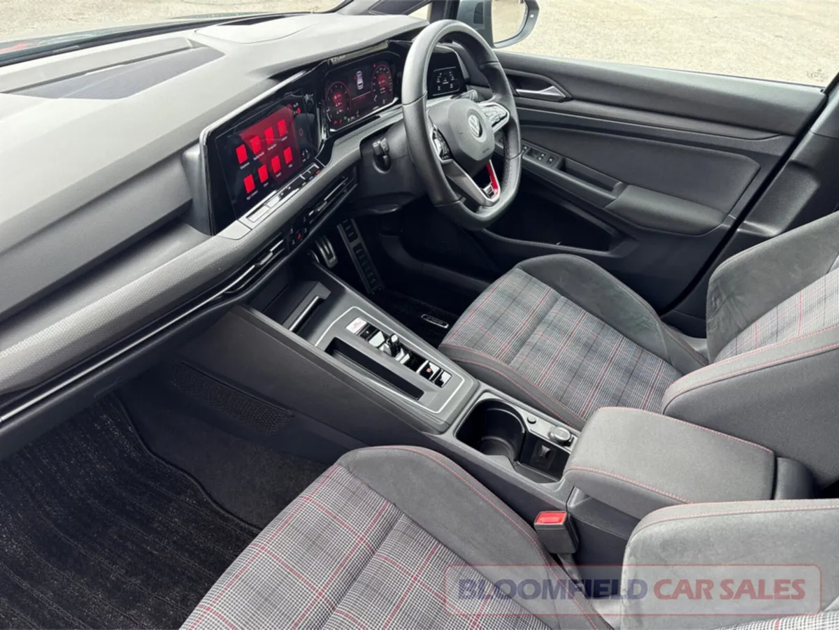Volkswagen Golf Hatchback, Petrol, 2022, Grey