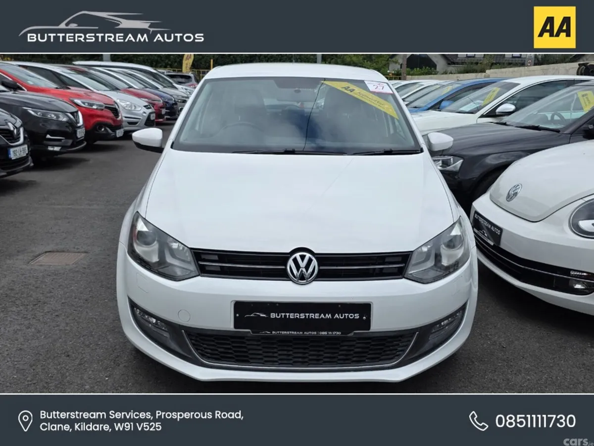 Volkswagen Polo Hatchback, Petrol, 2013, White