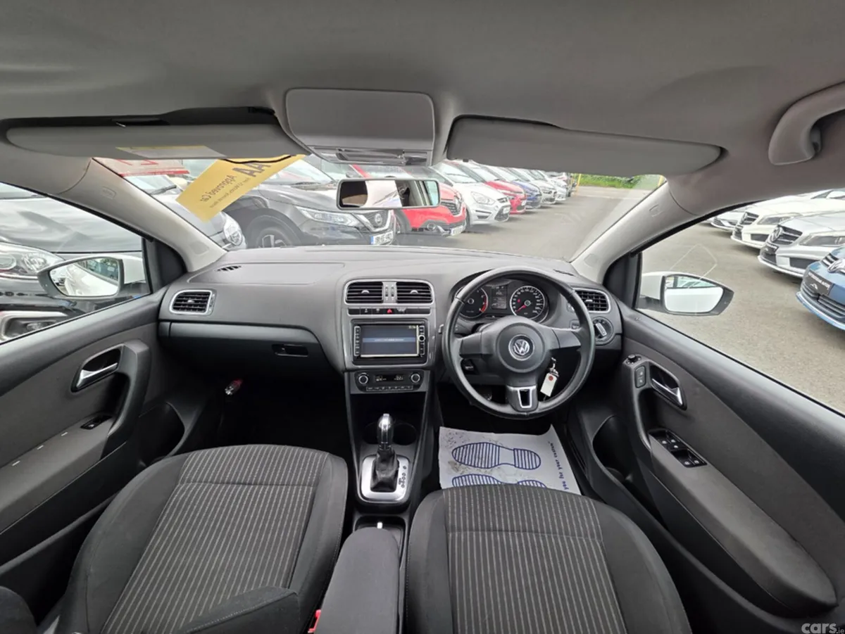 Volkswagen Polo Hatchback, Petrol, 2013, White