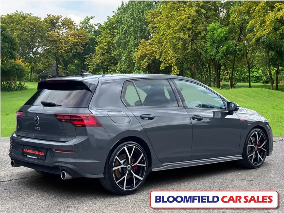 Volkswagen Golf Hatchback, Petrol, 2022, Grey