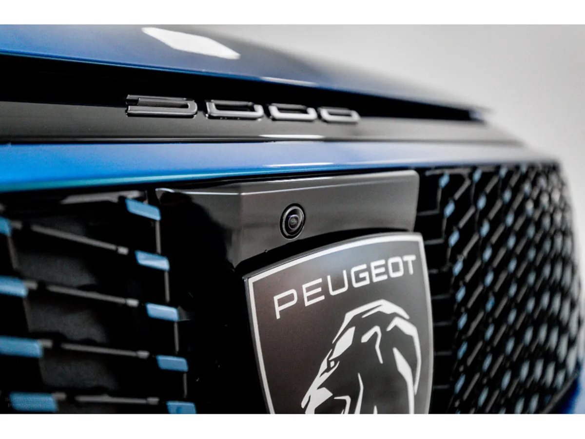 Peugeot 3008 SUV, Petrol Hybrid, 2026, Blue