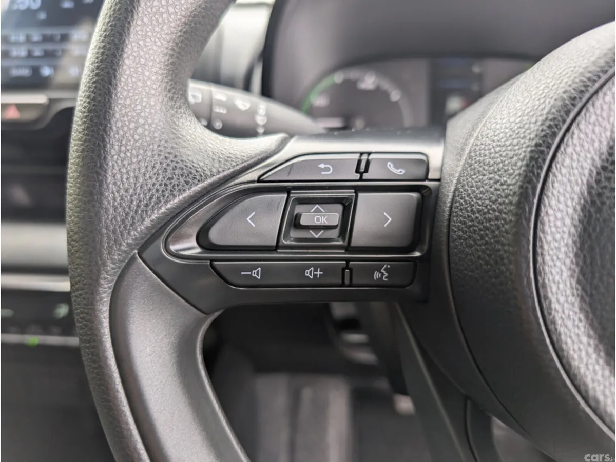 Toyota Yaris Hatchback, Petrol Hybrid, 2024, Silver