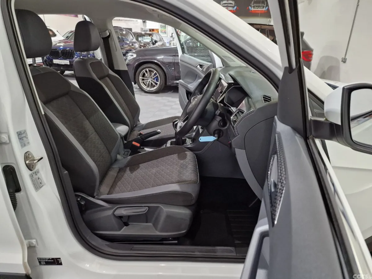 Volkswagen T-Cross SUV, Petrol, 2020, White