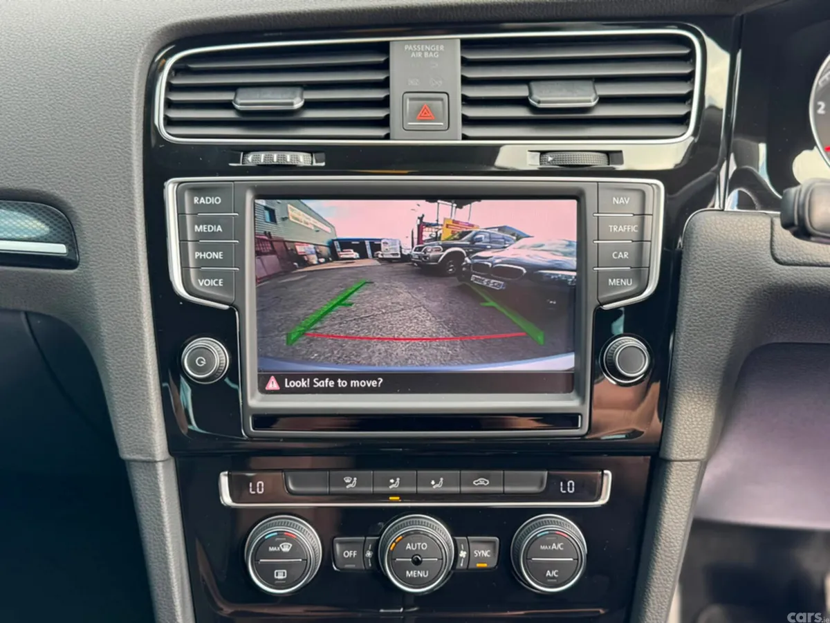 Volkswagen Golf Hatchback, Petrol, 2015, Grey