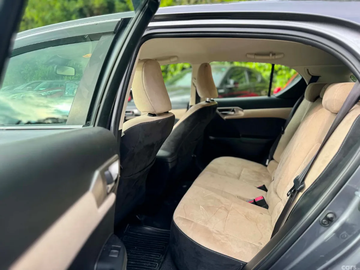 Lexus CT Hatchback, Petrol Hybrid, 2015, Grey