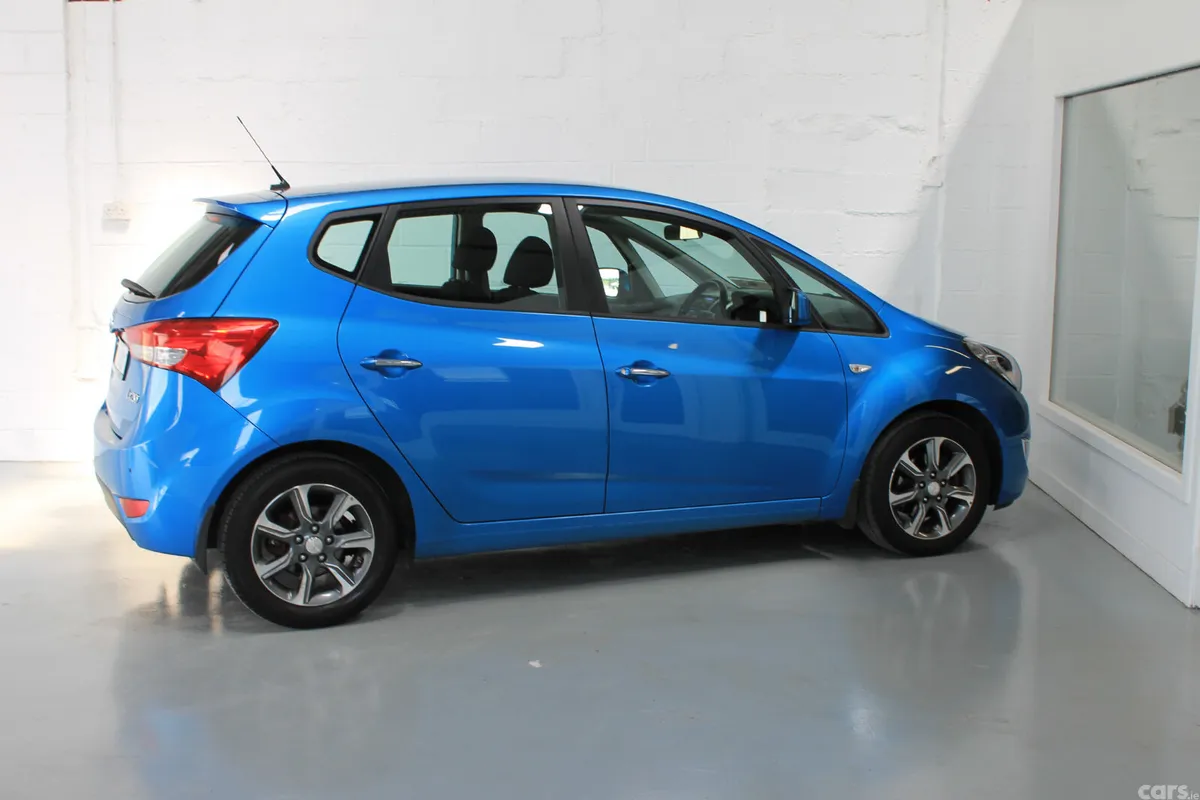 Hyundai ix20 MPV, Diesel, 2017, Blue