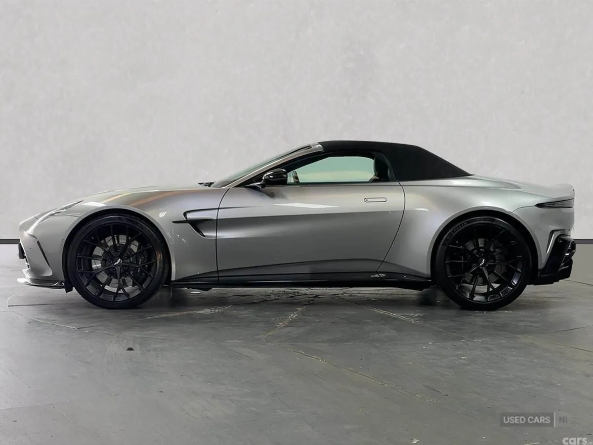 Aston Martin Vantage Coupe, Petrol, 2025, Silver