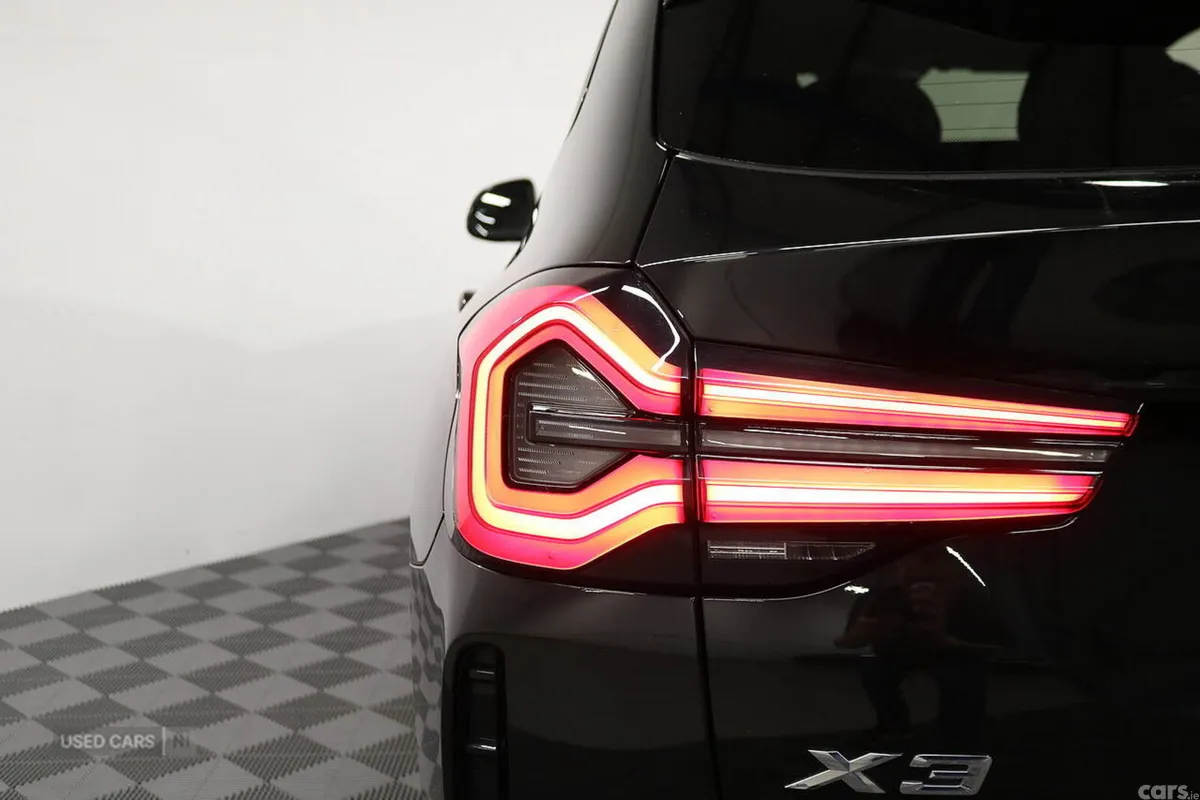 BMW X3 SUV, Diesel Hybrid, 2022, Black
