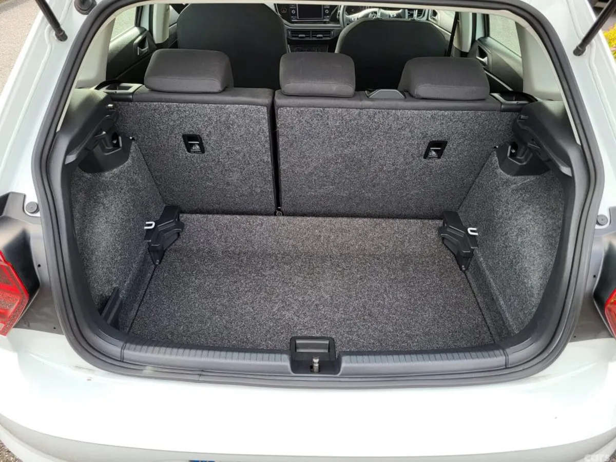 Volkswagen Polo Hatchback, Petrol, 2020, White