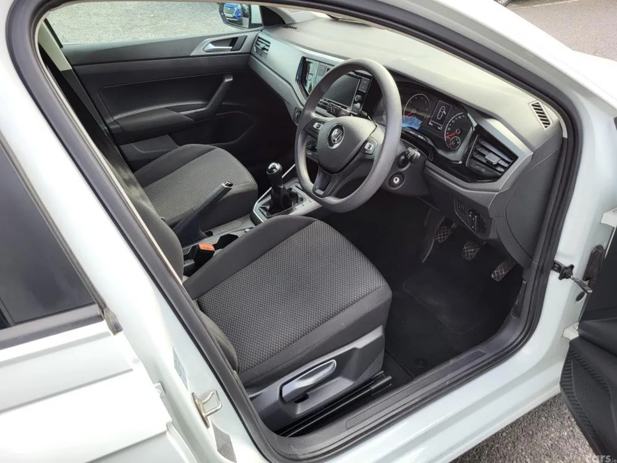 Volkswagen Polo Hatchback, Petrol, 2020, White