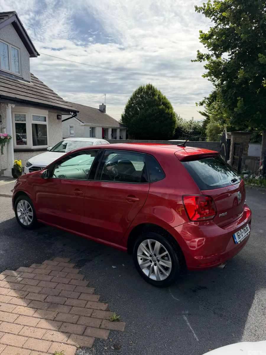 Volkswagen Polo Hatchback, Petrol, 2016, Red