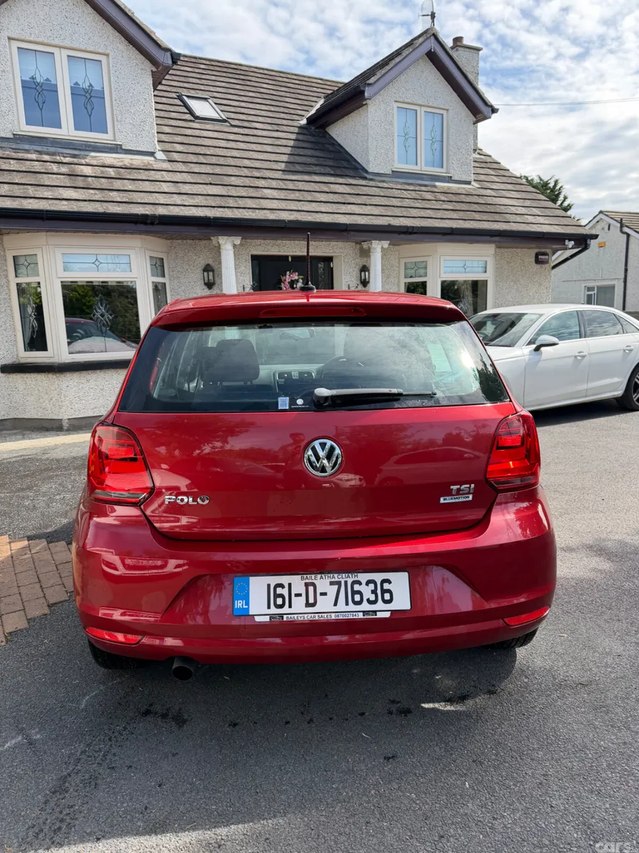 Volkswagen Polo Hatchback, Petrol, 2016, Red