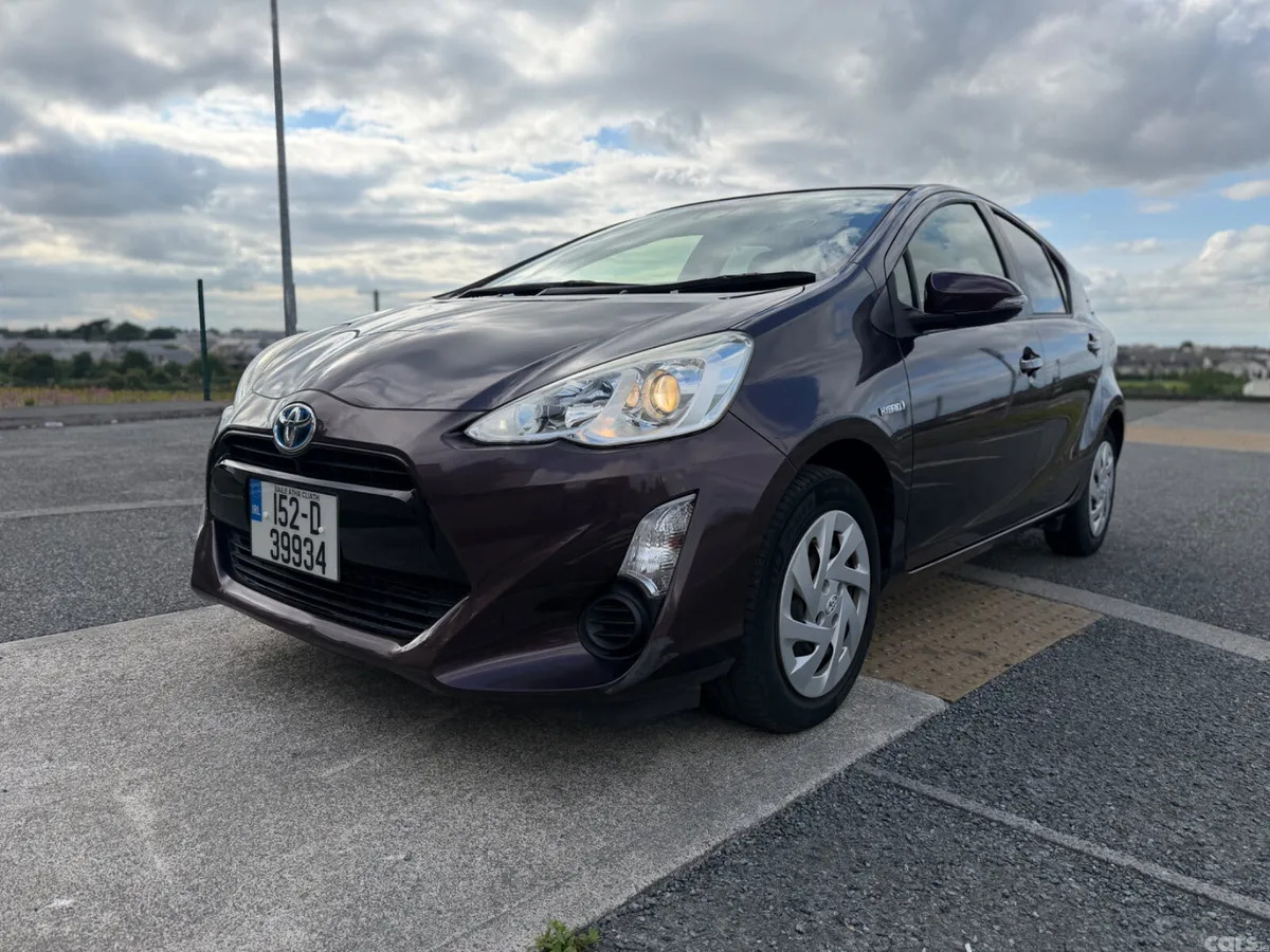 Toyota Aqua Hatchback, Petrol Hybrid, 2015, Brown