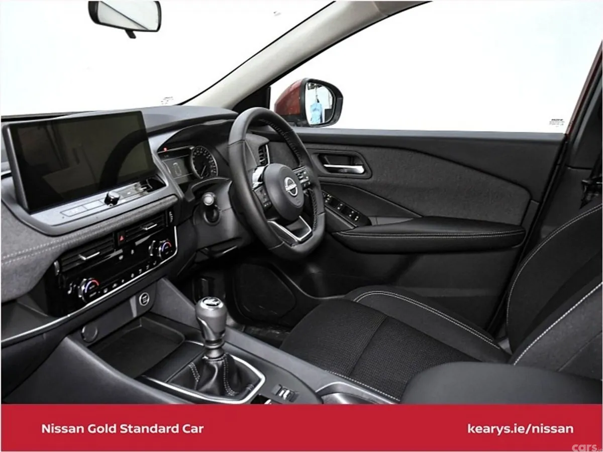 Nissan Qashqai SUV, Petrol Hybrid, 2026, Red