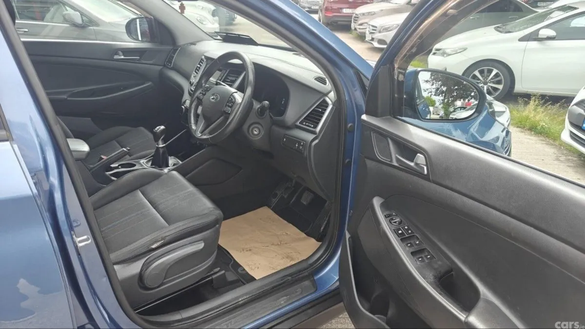 Hyundai Tucson SUV, Petrol, 2016, Blue