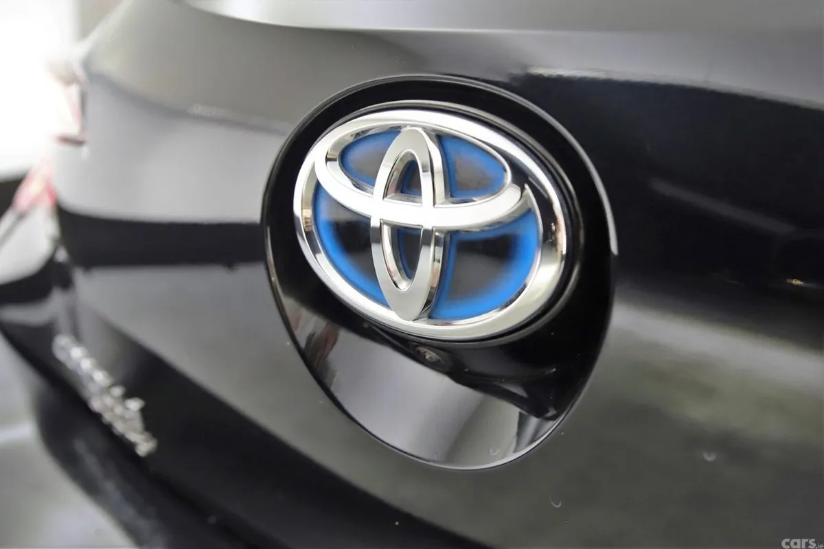 Toyota Corolla Hatchback, Petrol Hybrid, 2021, Black