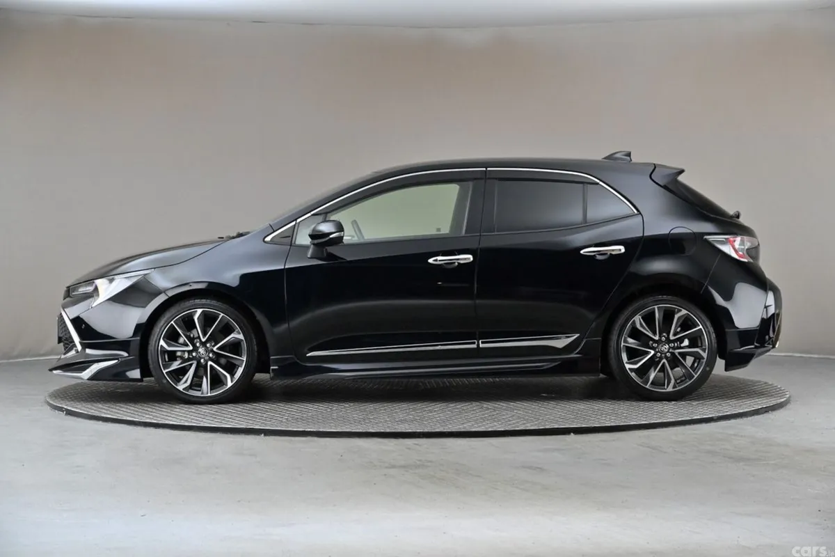 Toyota Corolla Hatchback, Petrol Hybrid, 2021, Black
