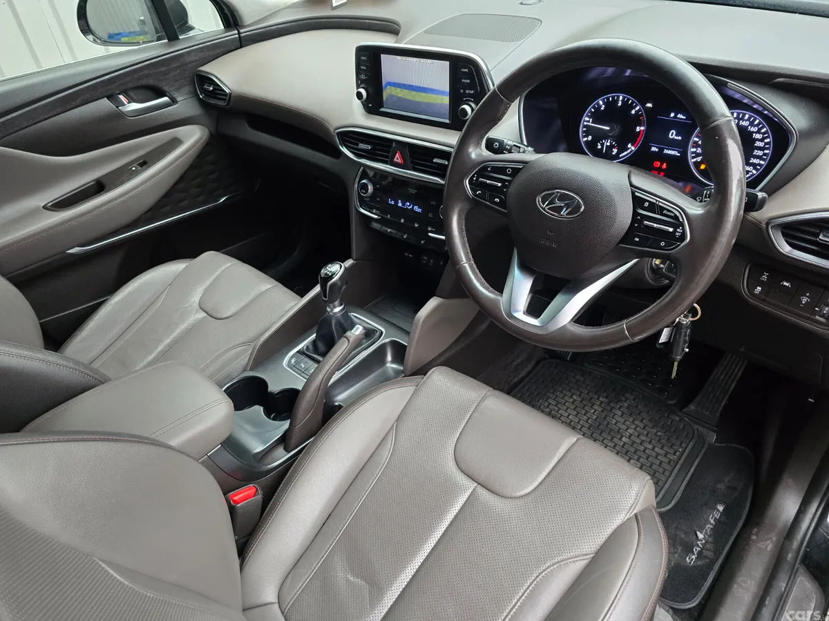 Hyundai Santa Fe SUV, Diesel, 2018, Black
