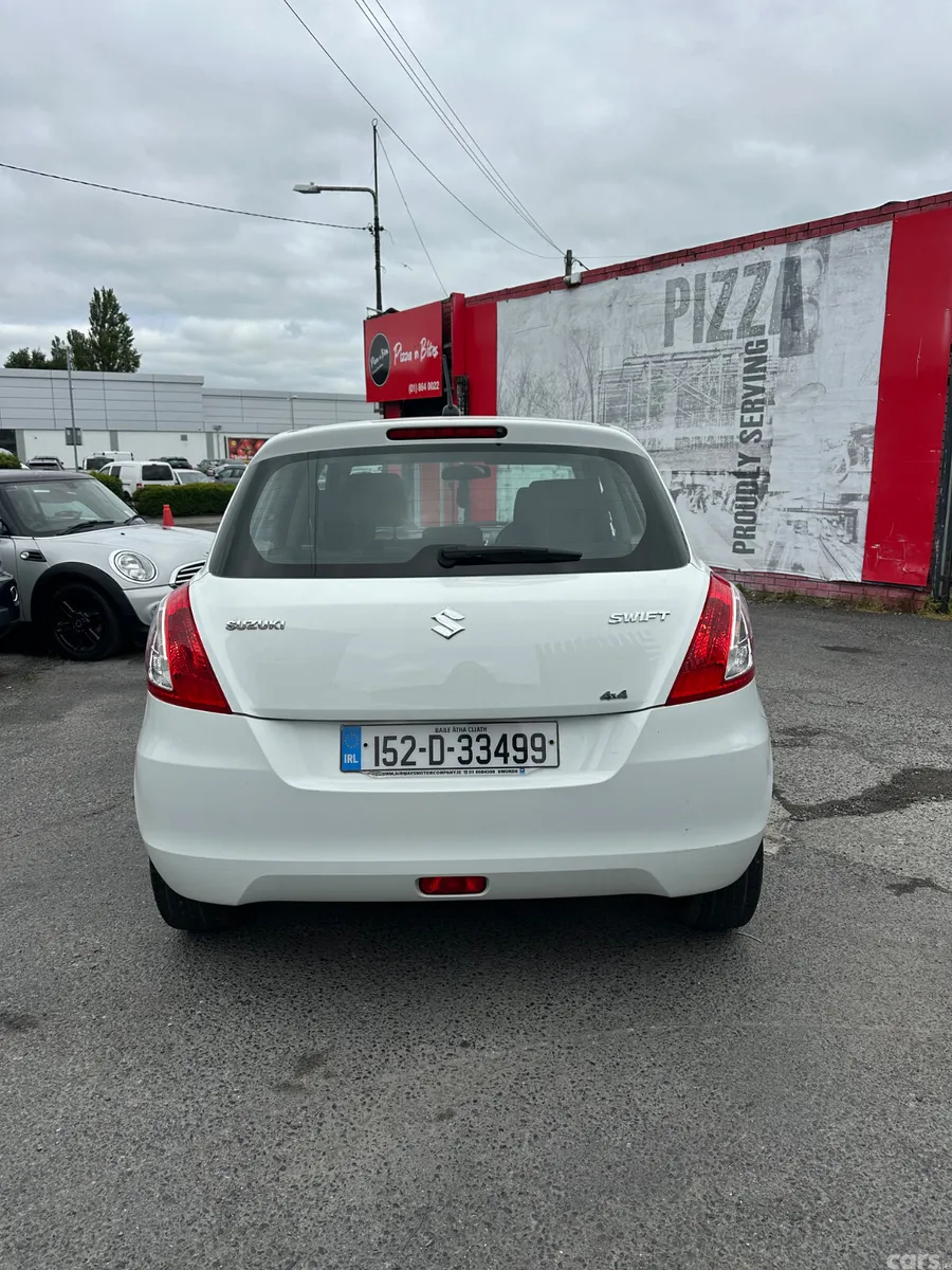 Suzuki Swift Hatchback, Petrol, 2015, White