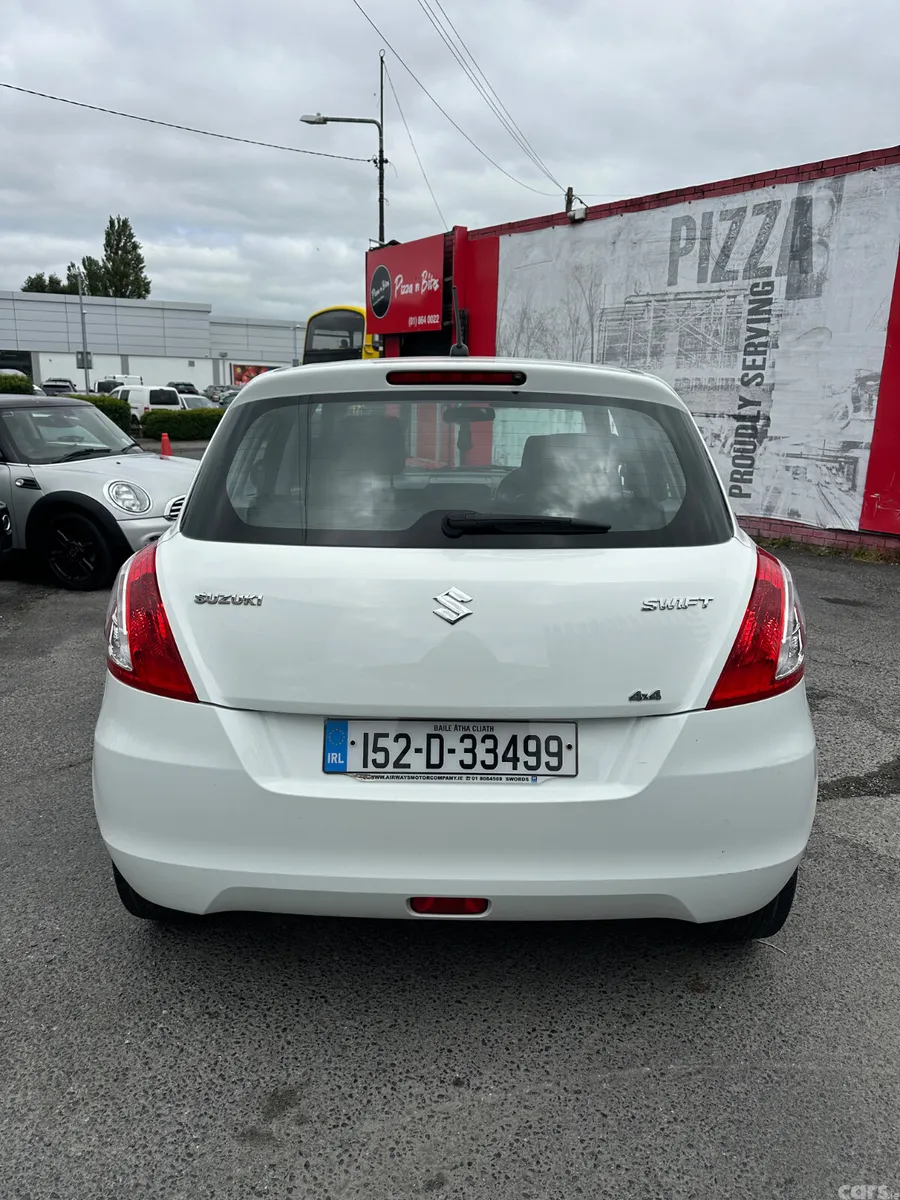 Suzuki Swift Hatchback, Petrol, 2015, White