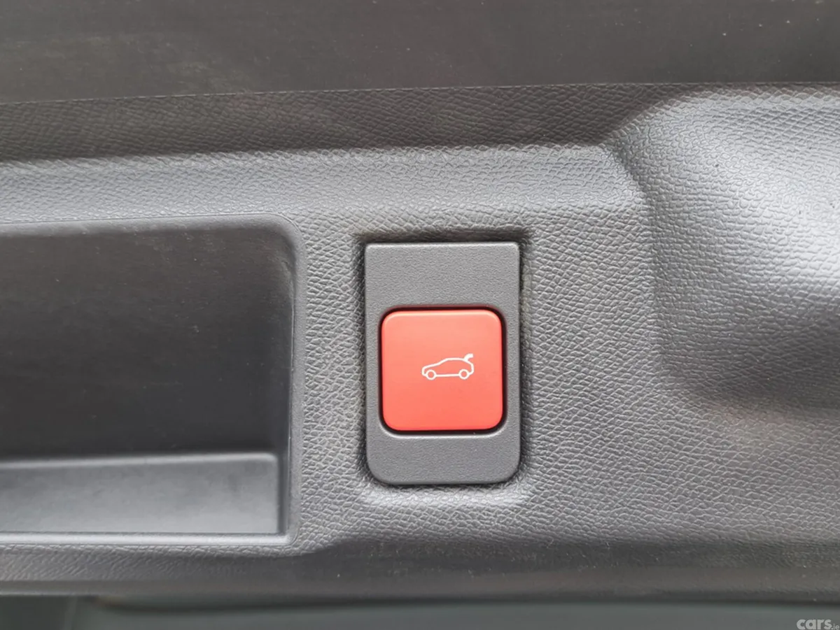 Opel Grandland SUV, Petrol Hybrid, 2027, Grey
