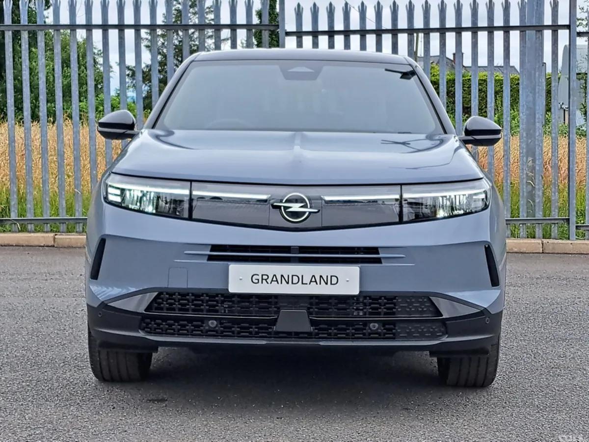 Opel Grandland SUV, Petrol Hybrid, 2027, Grey