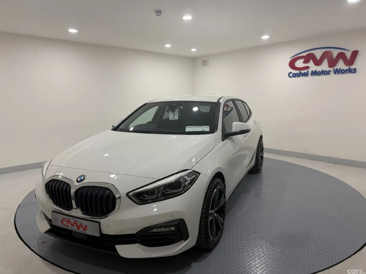 BMW 1-Series Hatchback, Diesel, 2022, White