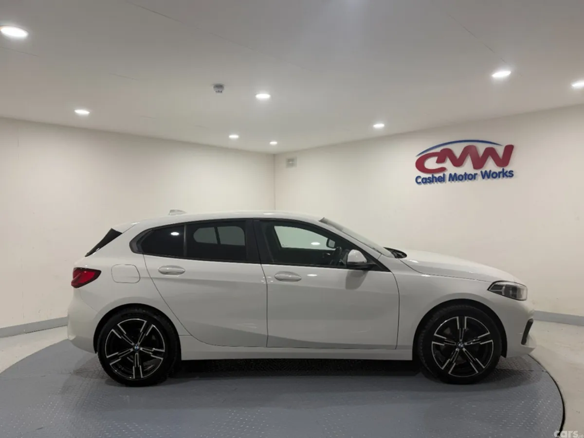 BMW 1-Series Hatchback, Diesel, 2022, White