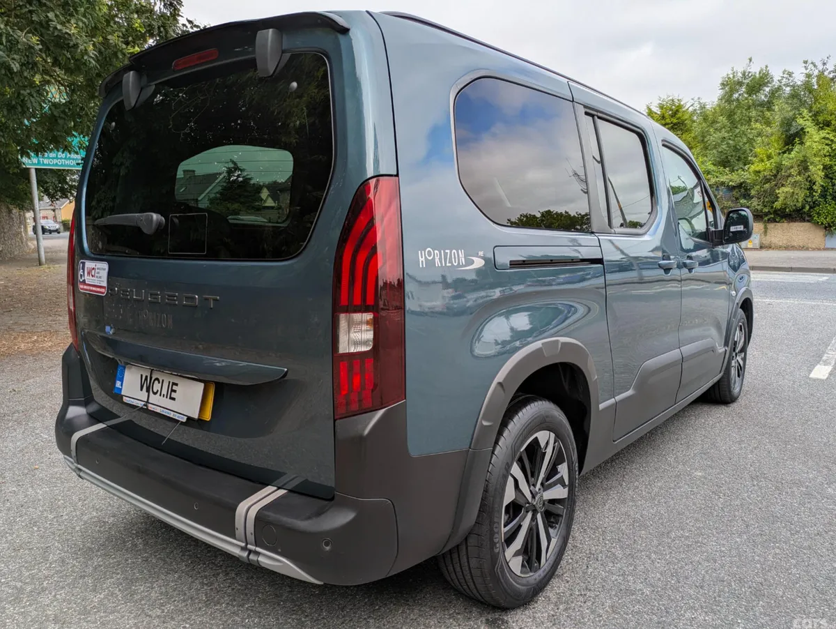 Peugeot Rifter MPV, Diesel, 2025, Blue