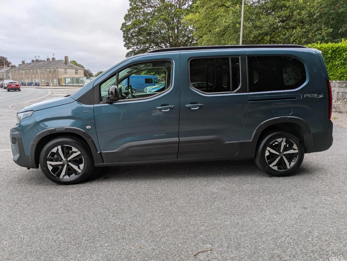 Peugeot Rifter MPV, Diesel, 2025, Blue