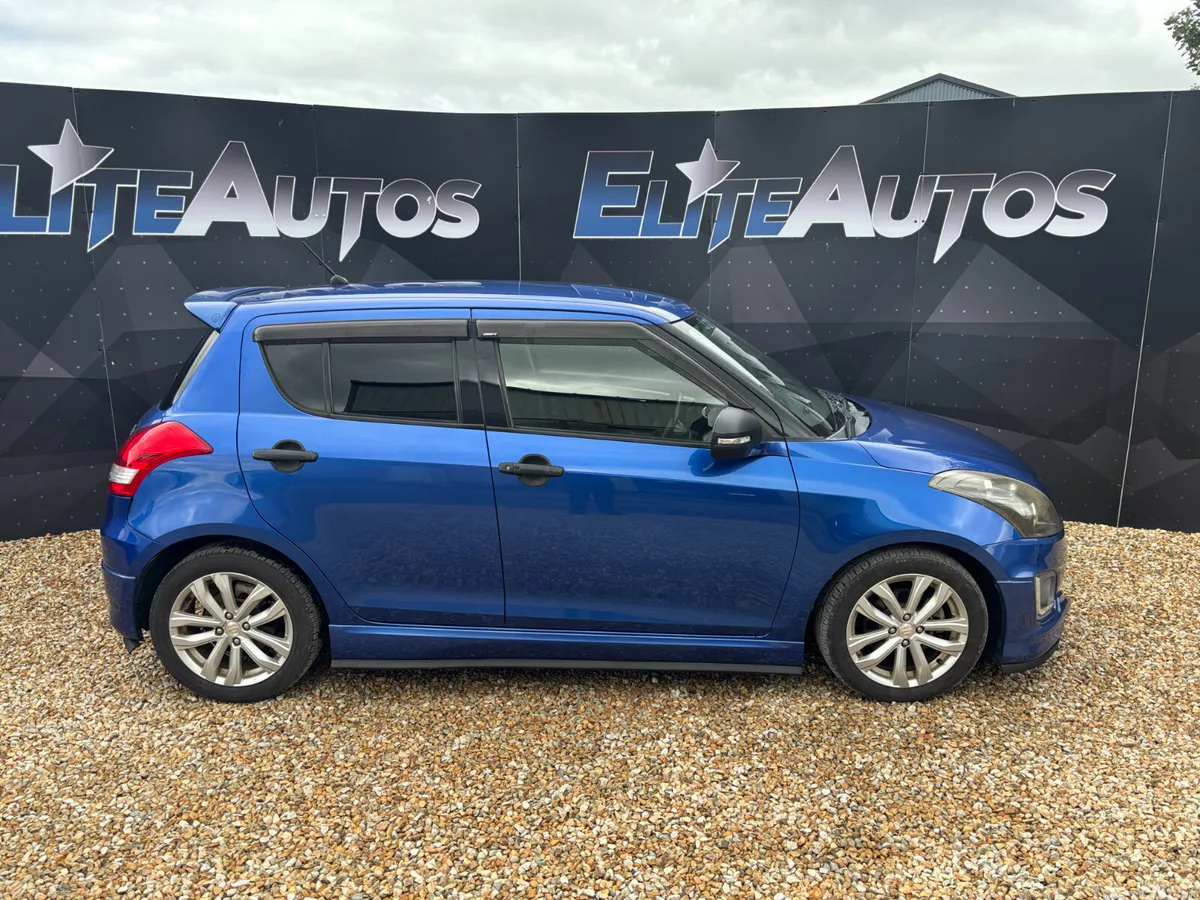 Suzuki Swift Hatchback, Petrol, 2015, Blue