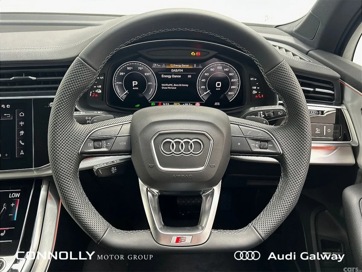 Audi Q7 SUV, Petrol Plug-in Hybrid, 2027, Blue
