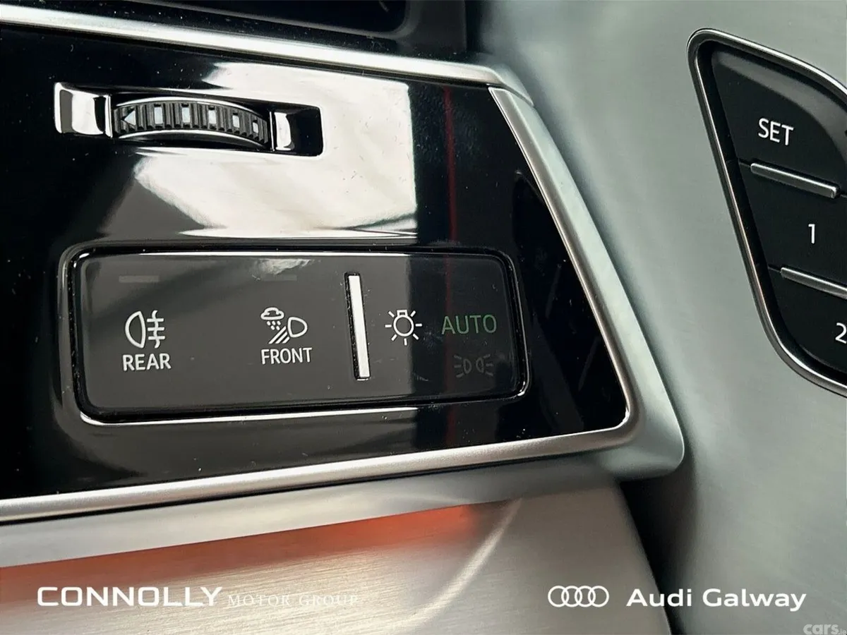 Audi Q7 SUV, Petrol Plug-in Hybrid, 2027, Blue