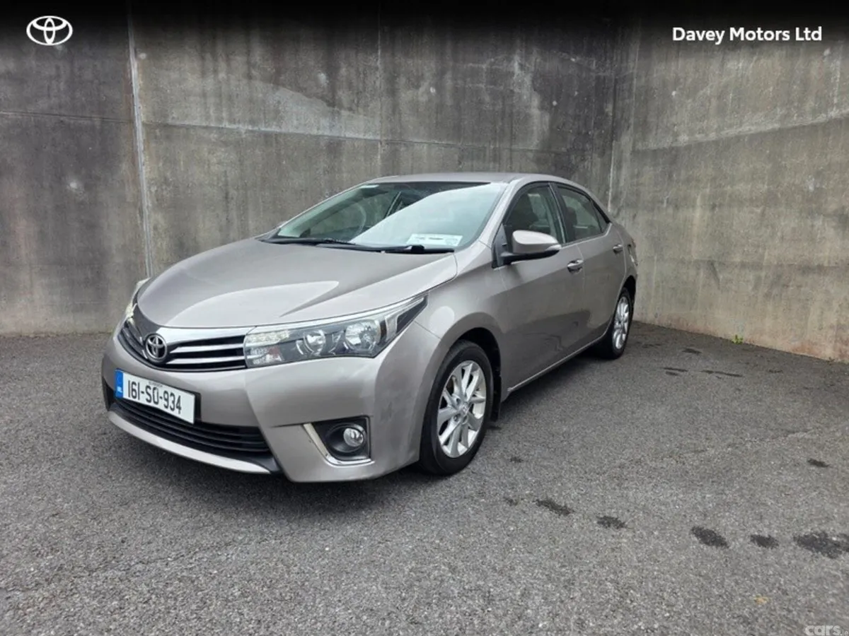 Toyota Corolla Saloon, Diesel, 2016, Bronze