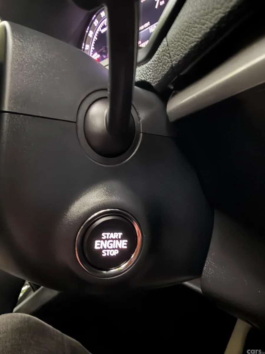Skoda Karoq SUV, Diesel, 2022, Grey