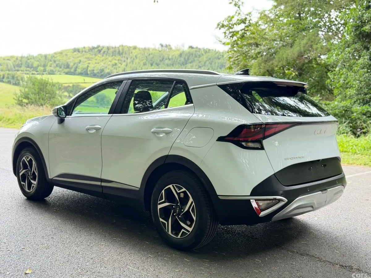 Kia Sportage SUV, Diesel, 2023, White