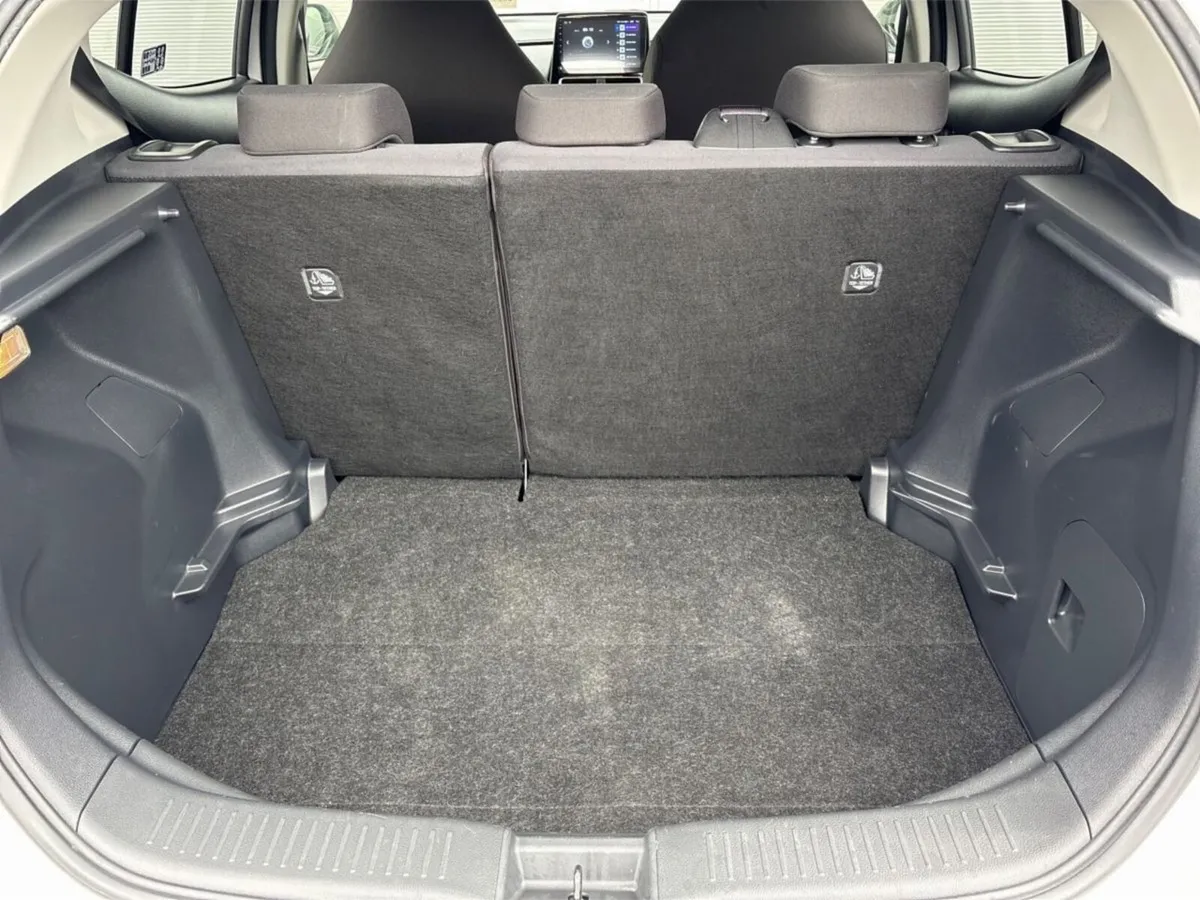 Toyota Aqua Hatchback, Petrol Hybrid, 2022, Silver