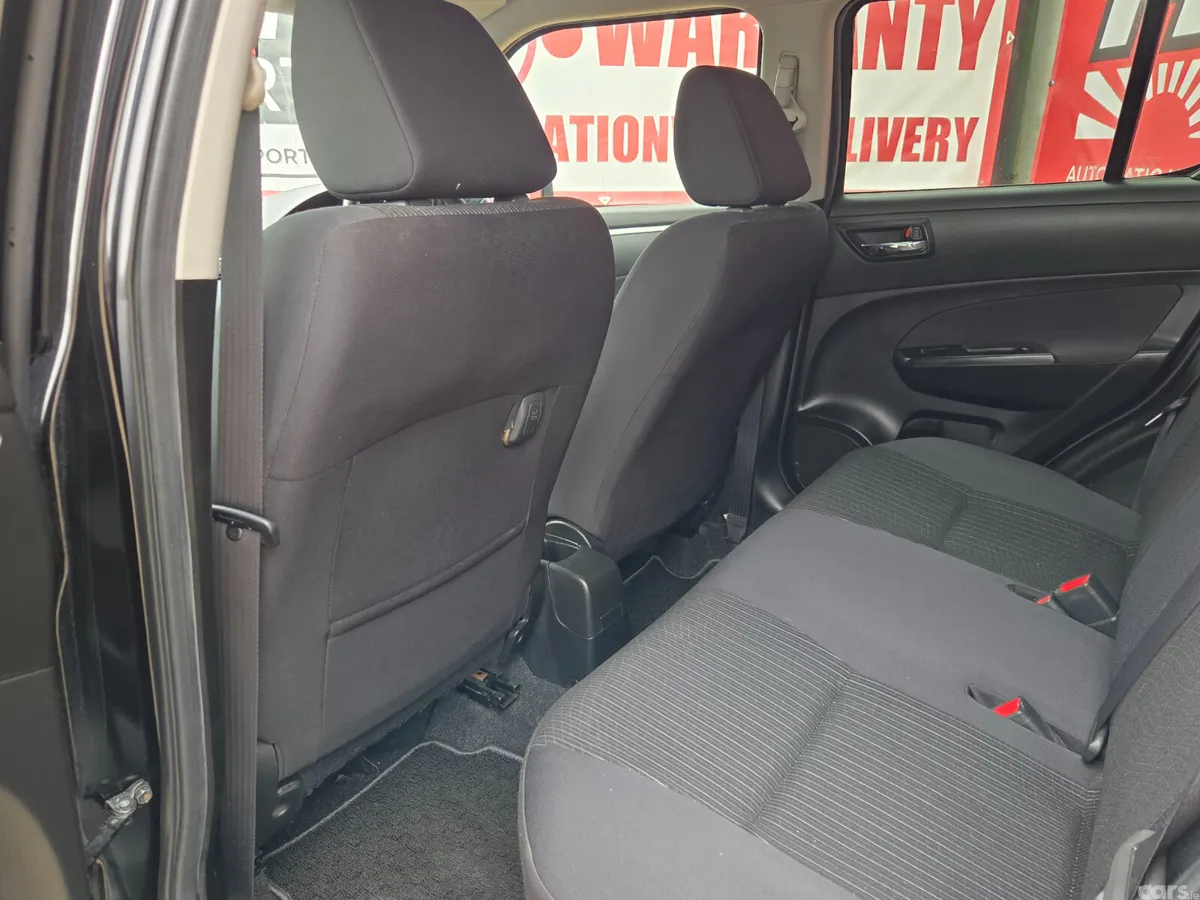 Suzuki Swift Hatchback, Petrol, 2015, Black
