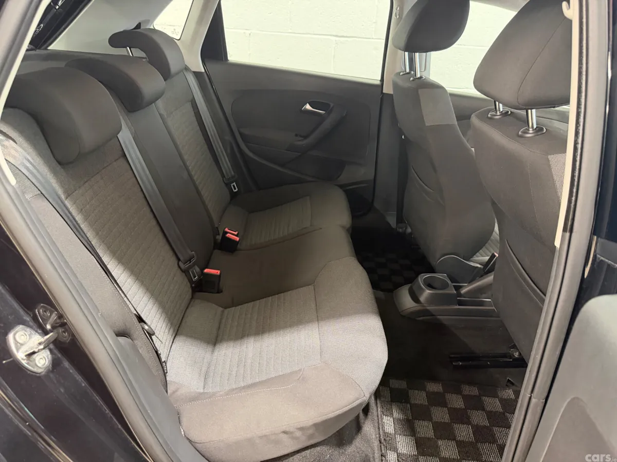 Volkswagen Polo Hatchback, Petrol, 2013, Black