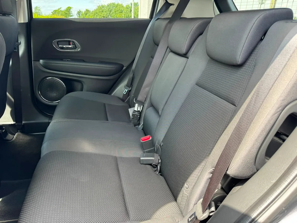 Honda HR-V SUV, Petrol, 2021, Grey