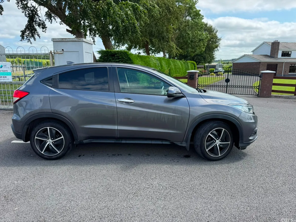 Honda HR-V SUV, Petrol, 2021, Grey
