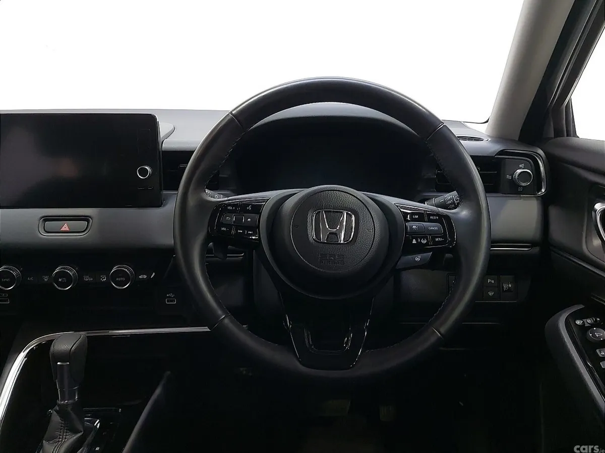Honda HR-V Hatchback, Petrol Hybrid, 2022, White