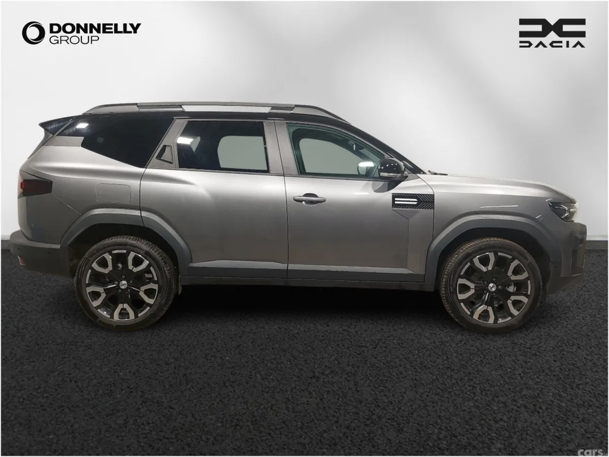 Dacia Bigster Estate, Petrol Hybrid, 2026, Grey
