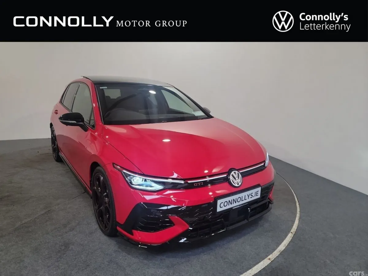 Volkswagen Golf Estate, Petrol, 2026, Red