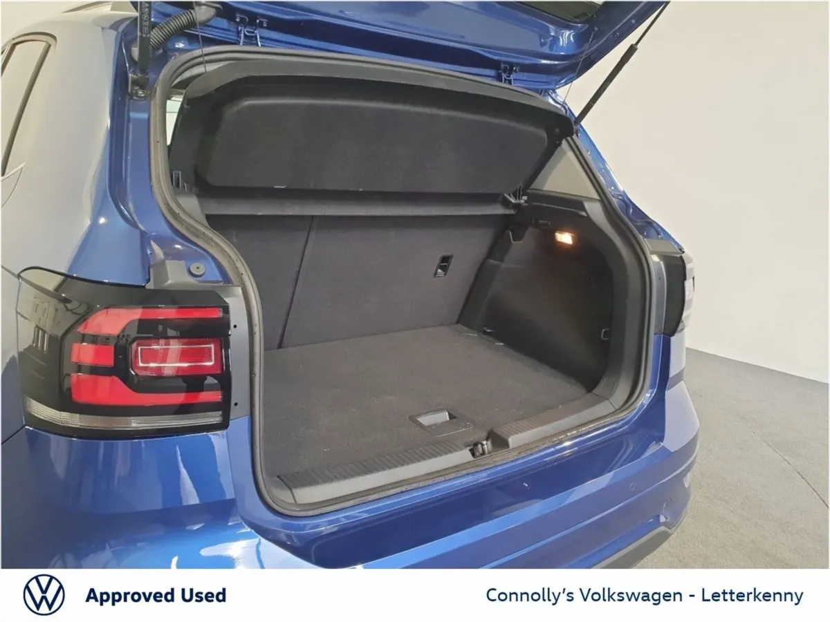 Volkswagen T-Cross SUV, Petrol, 2023, Blue