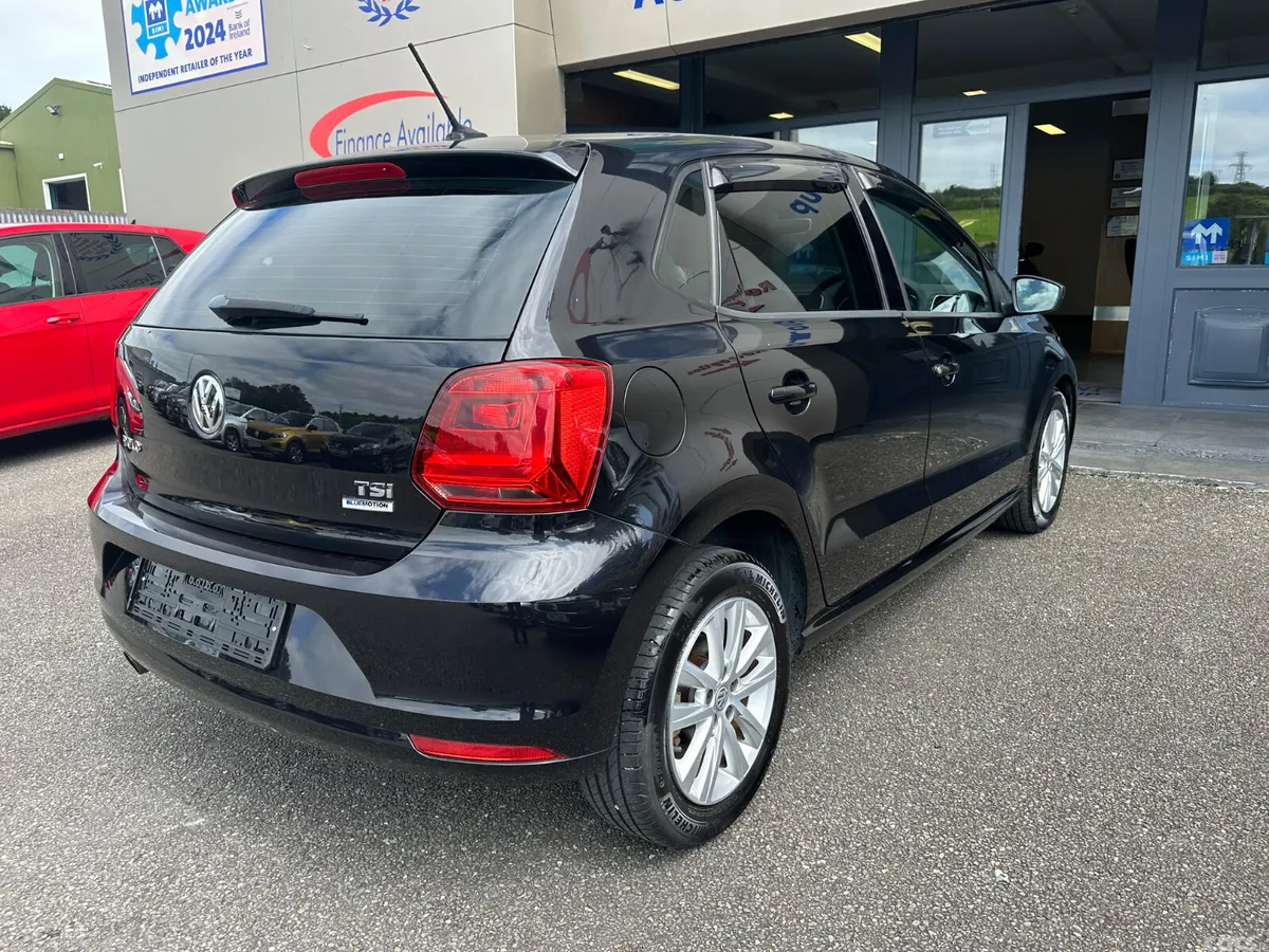 Volkswagen Polo Hatchback, Petrol, 2016, Black