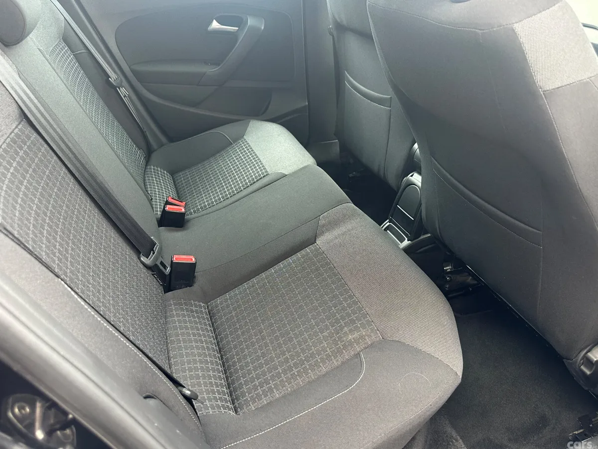 Volkswagen Polo Hatchback, Petrol, 2016, Black