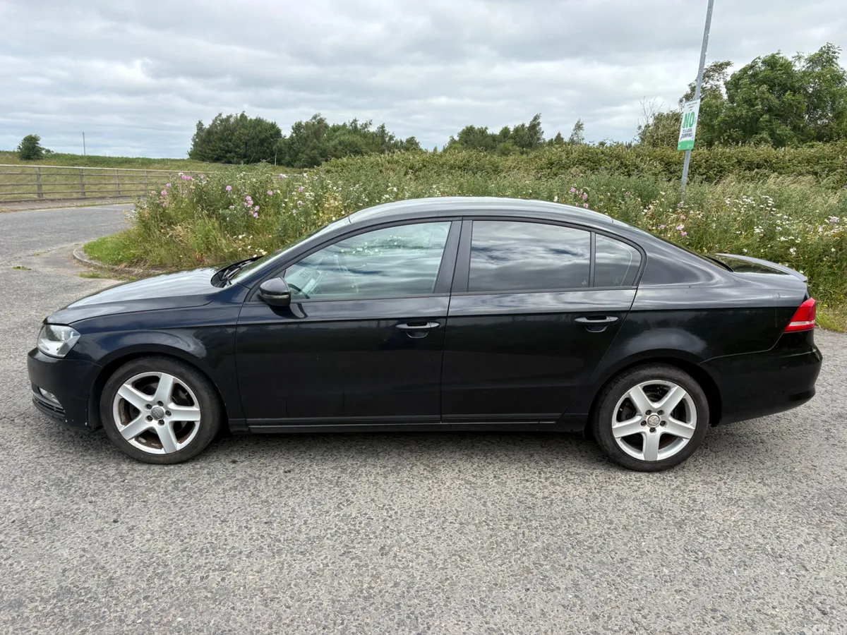 Volkswagen Passat Saloon, Diesel, 2014, Black